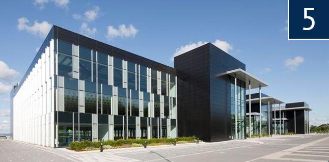 格洛斯特大学留学条件怎么样好吗,国际生学费最便宜的十所英国大学(图5)