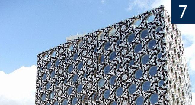 格洛斯特大学留学条件怎么样好吗,国际生学费最便宜的十所英国大学(图7)