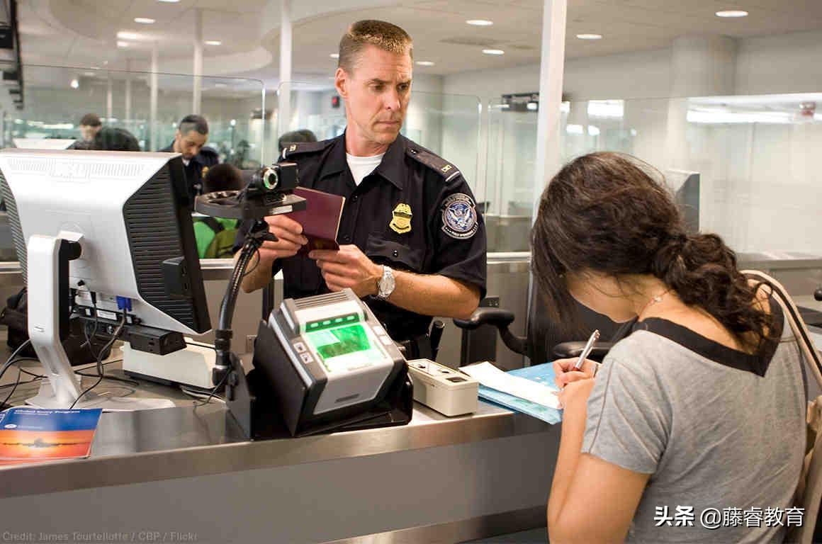 去美国留学需要换美元吗带现钞还是换汇,最全留学生带钱入境和汇款攻略(图2)