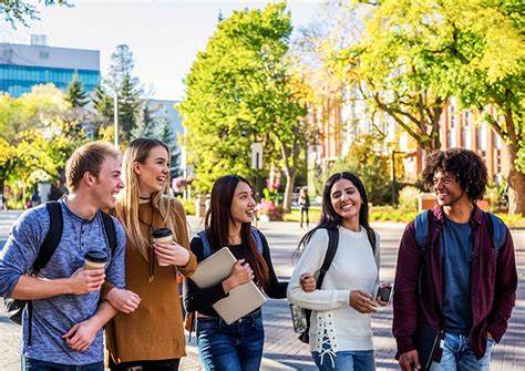 网络新媒体留学怎么样可以去哪些大学,新闻传媒学专业留学这些院校值得选择(图1) 【澳洲留学福利】一生一次的PSW485工作签证!毕业季抓紧时间申请! | 澳凯留学移民VisaVictory