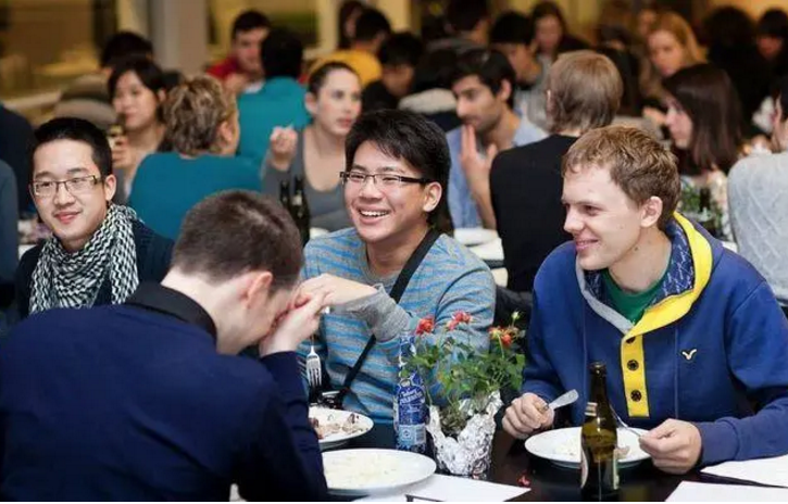 留学生回国就业优势有哪些有什么优惠政策,留学生回国可享受这8大诱人福利(图3)