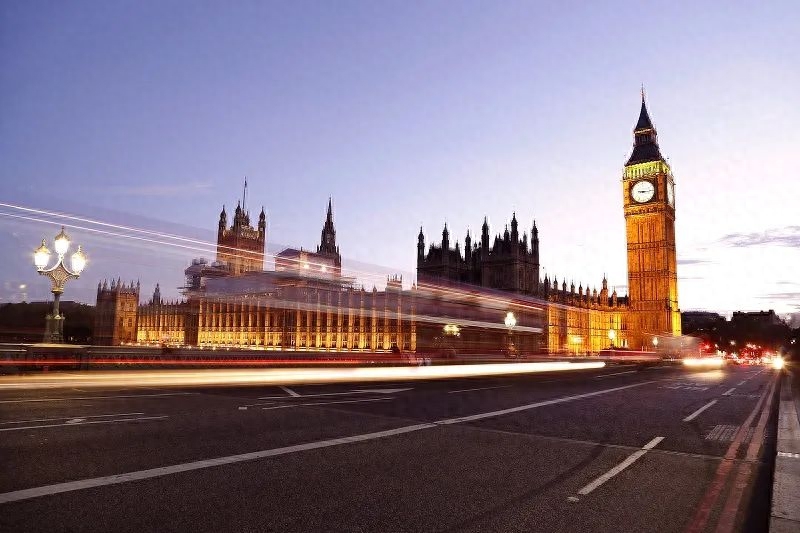 到英国留学的条件是什么有哪些多少费用,英国留学各阶段留学费用及申请条件汇总(图2)