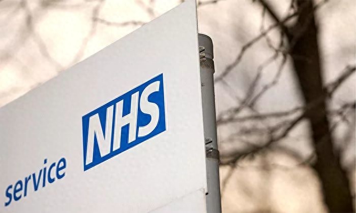 英国医学留学学费一年多少几年难吗,申请英国医学本科的注意事项和推荐院校(图2)