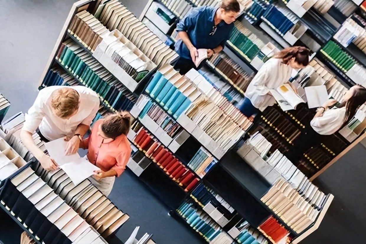 不同专业留学有区别吗gpa要求一样吗,英国留学的十大热门专业申请要求及院校推荐(图5)