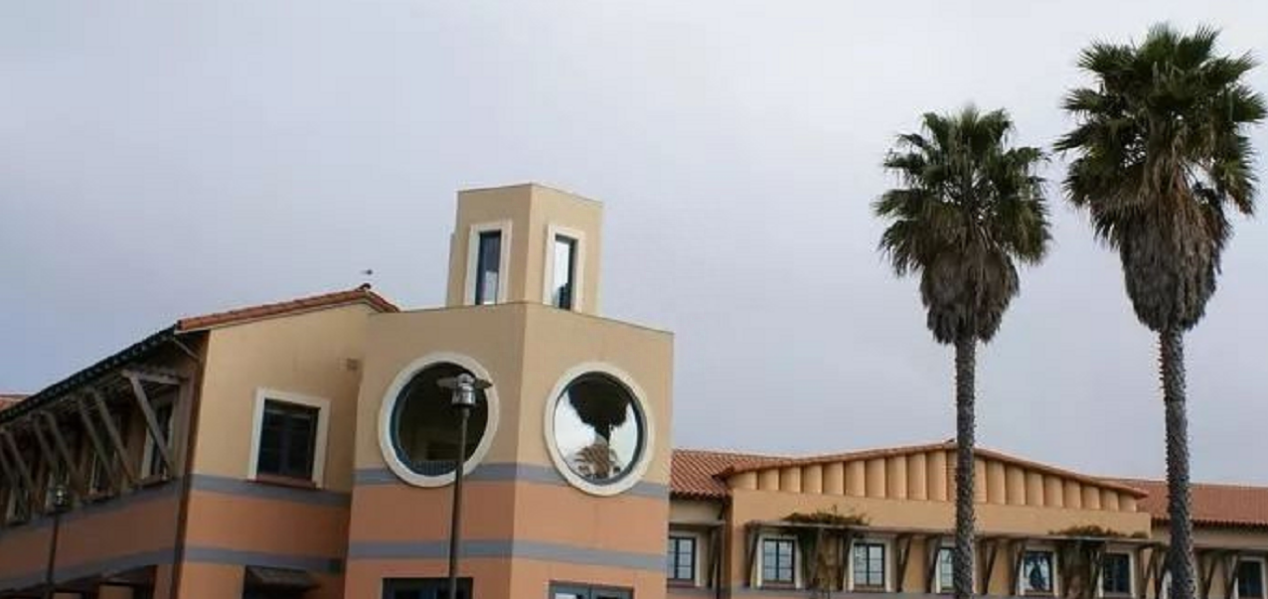 申请国外留学费用多少钱高吗,美国留学一年的花费开支盘点(图1)