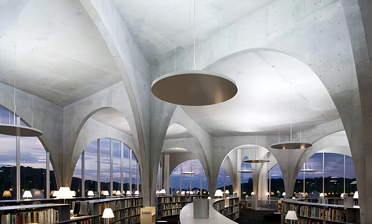 日本设计专业怎么样条件是什么哪个学校好,日本留学艺术类院校盘点(图2)