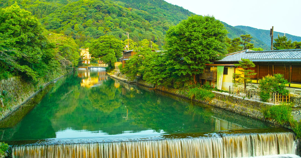 岚山｜目的地｜【官方】日本国家旅游局(JNTO)