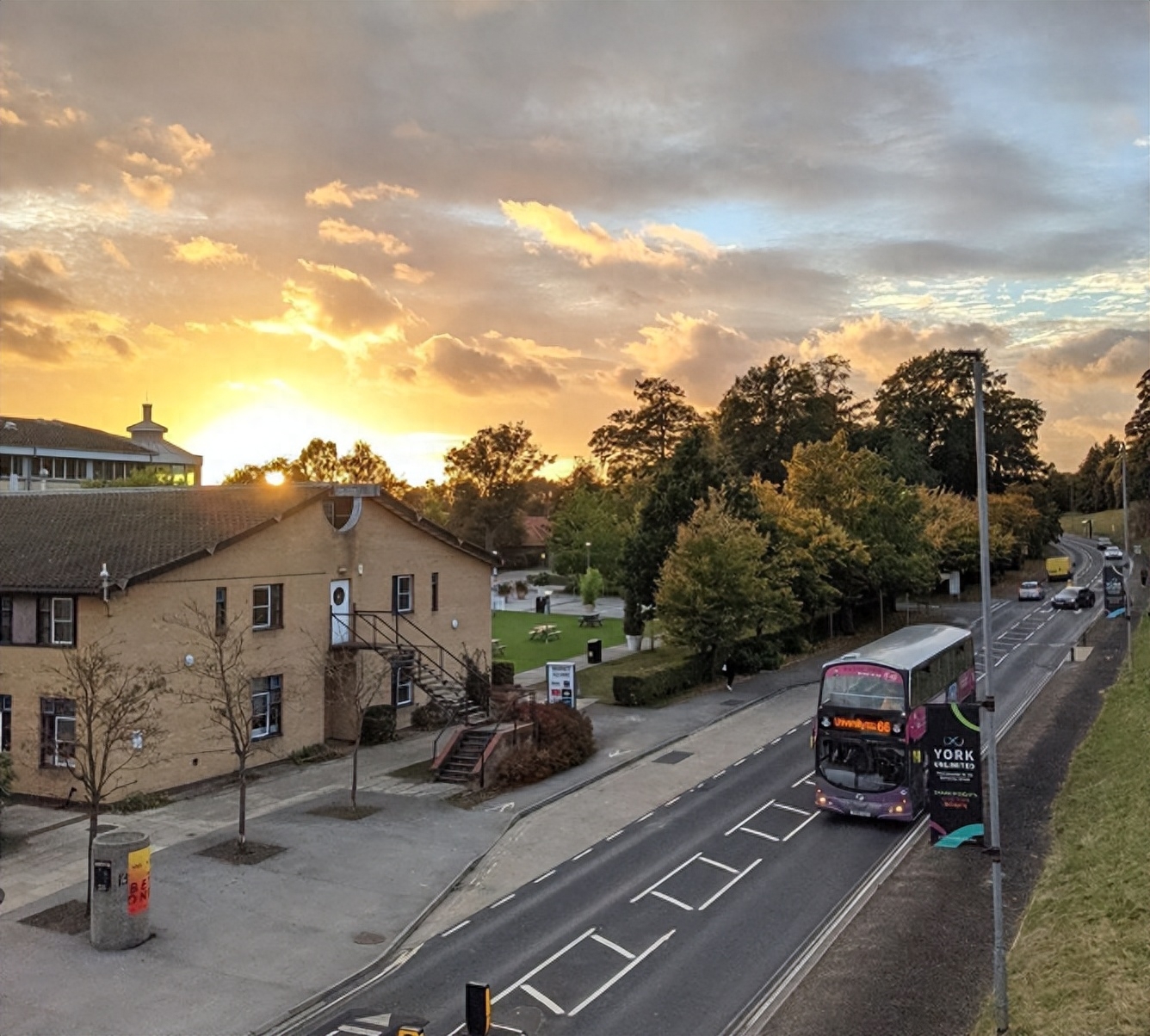 留学门槛比较低的地方是哪里,中国学生最容易保底的三所英国大学(图4)