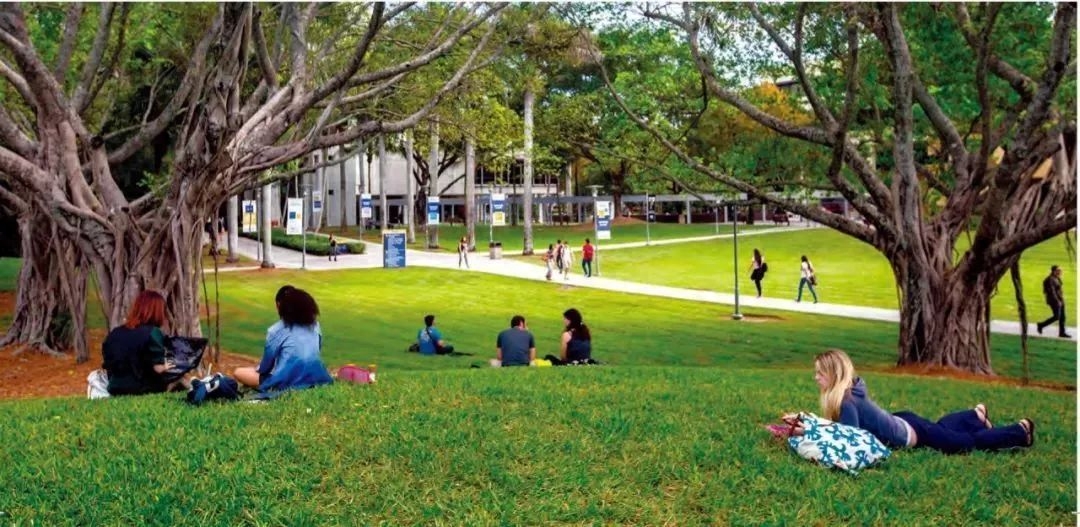 美国全奖留学需要多少资产证明,美国留学全额奖学金的申请要求(图1)