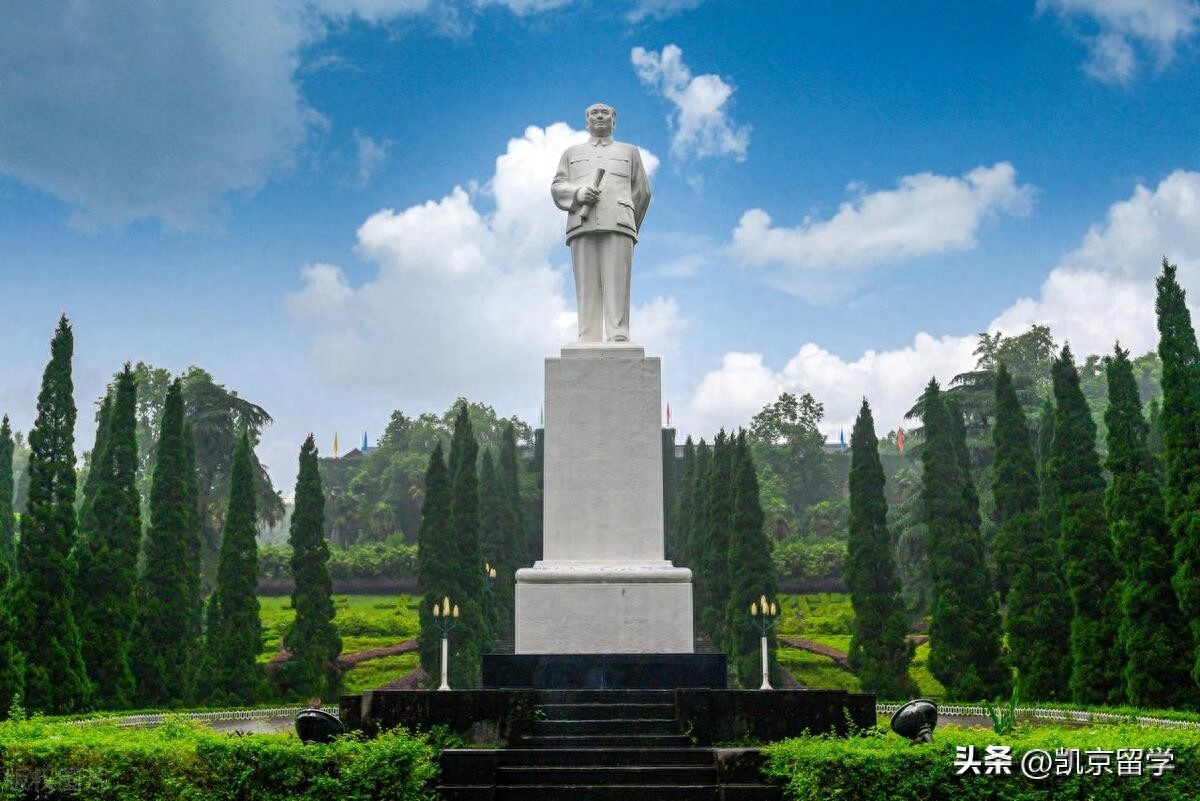 申请西班牙留学需要具备哪些条件,西班牙留学需要了解的条件与要求(图2)