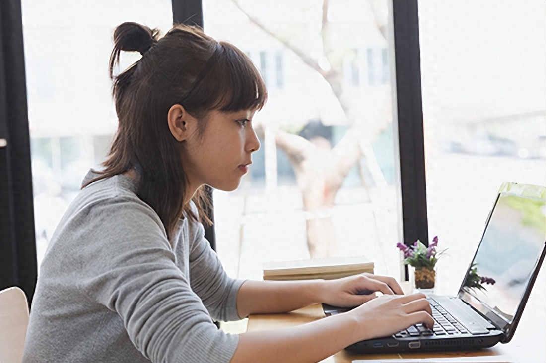 医学生出国留学的条件和要求,英国读医学专业申请方法分享(图1)