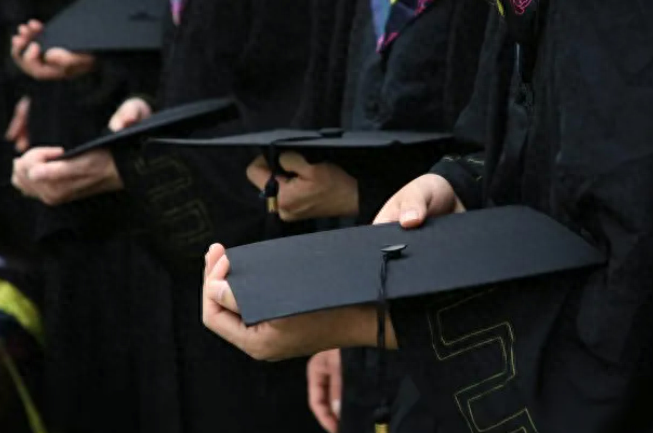 博士出国留学的条件和要求是什么,最直观的博士申请条件汇总整理(图1)