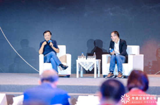 女朋友出国留学会变心吗,详谈海外求学女生先出国跟男生提分手的概率(图1)