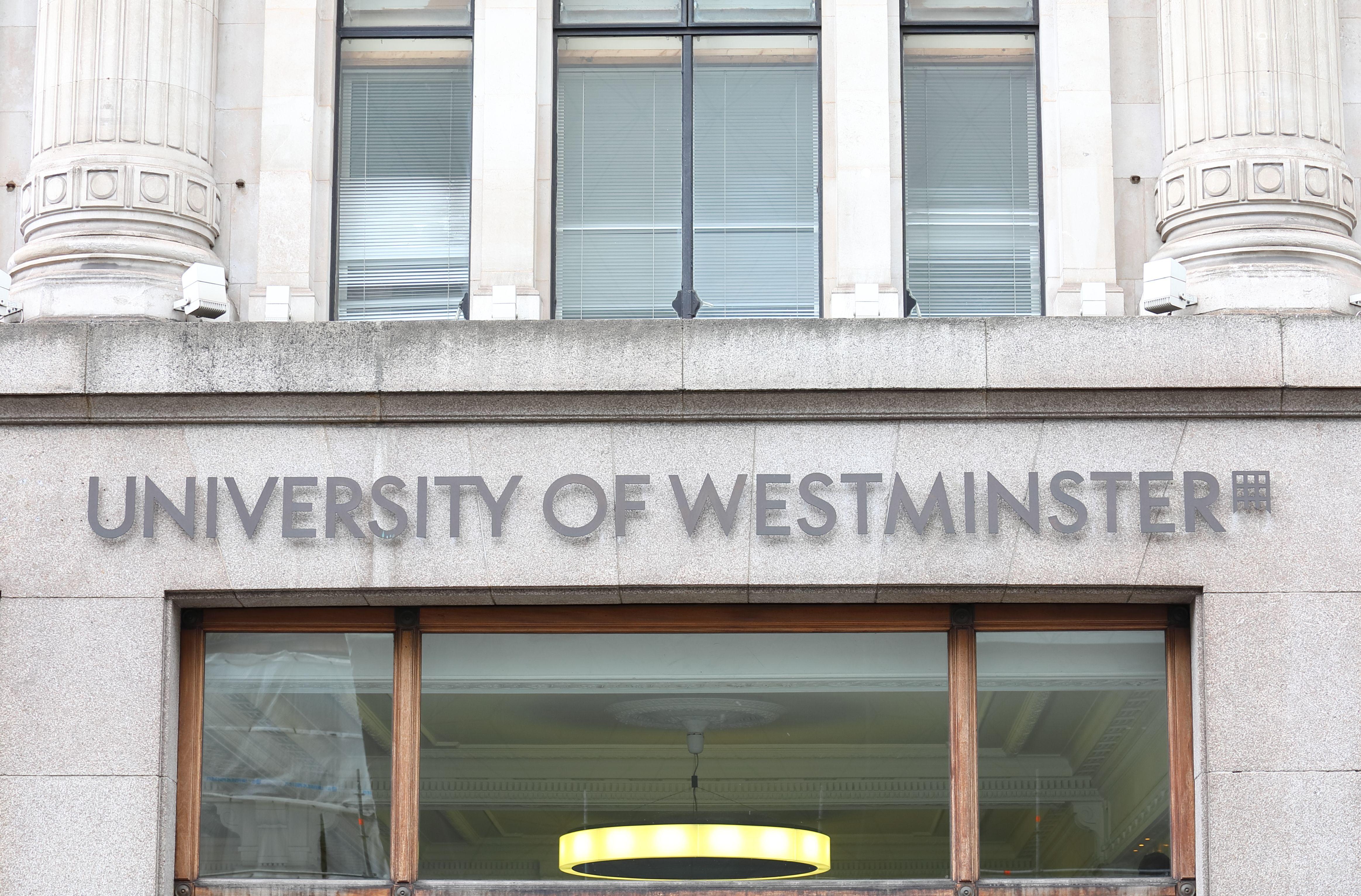 想学时装设计吗,一定不要错过的英国威斯敏斯特大学的王牌专业分享(图1)