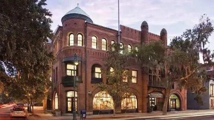 服装设计能去哪些国家镀金,3个含金量高的服装留学国家推荐附就业方向(图9)