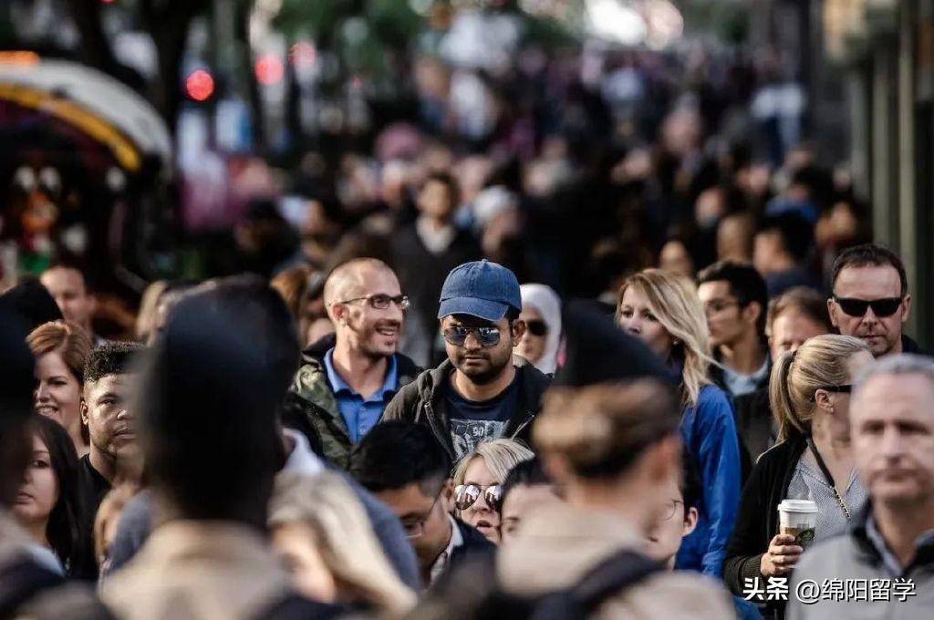 那么什么留学专业更受女生的青睐呢,女生更喜欢读的5个英国顶尖专业分享(图4)