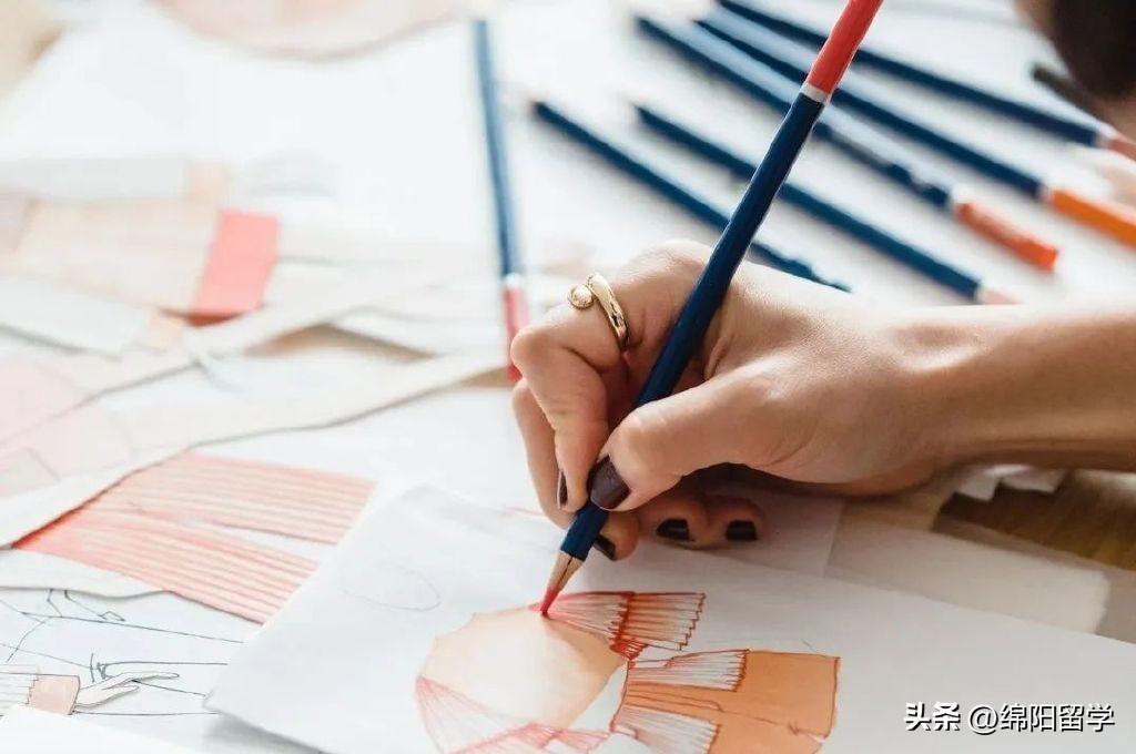 那么什么留学专业更受女生的青睐呢,女生更喜欢读的5个英国顶尖专业分享(图3)