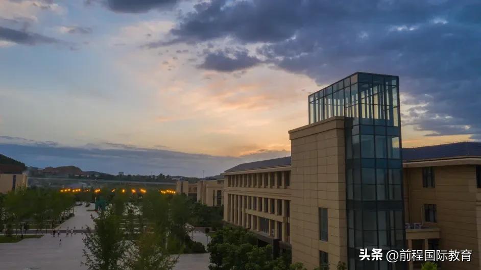 美术生国外读本有哪些院校可选,6个热门美术专业国际本科项目分析(图2)