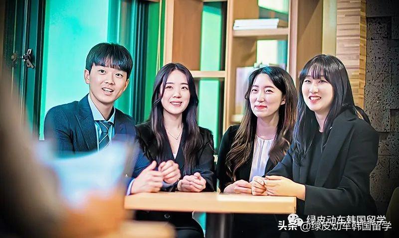 大一出国留学需要什么条件,出国留学前大学必干的3件事分享(图1)