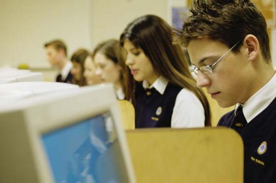 英国留学有哪些靠谱机构,留学人必看的4家英国本土留学机构分享(图1)