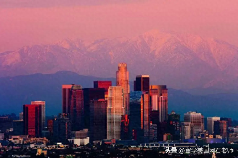 洛杉矶都有哪些顶尖的私立高中,10所洛杉矶顶尖私立高中分享(图1)