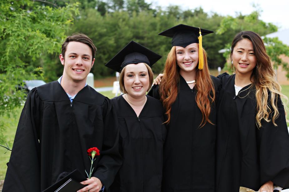 高中生留学出国好吗现在,过来人分享的高中留学心得(图1)