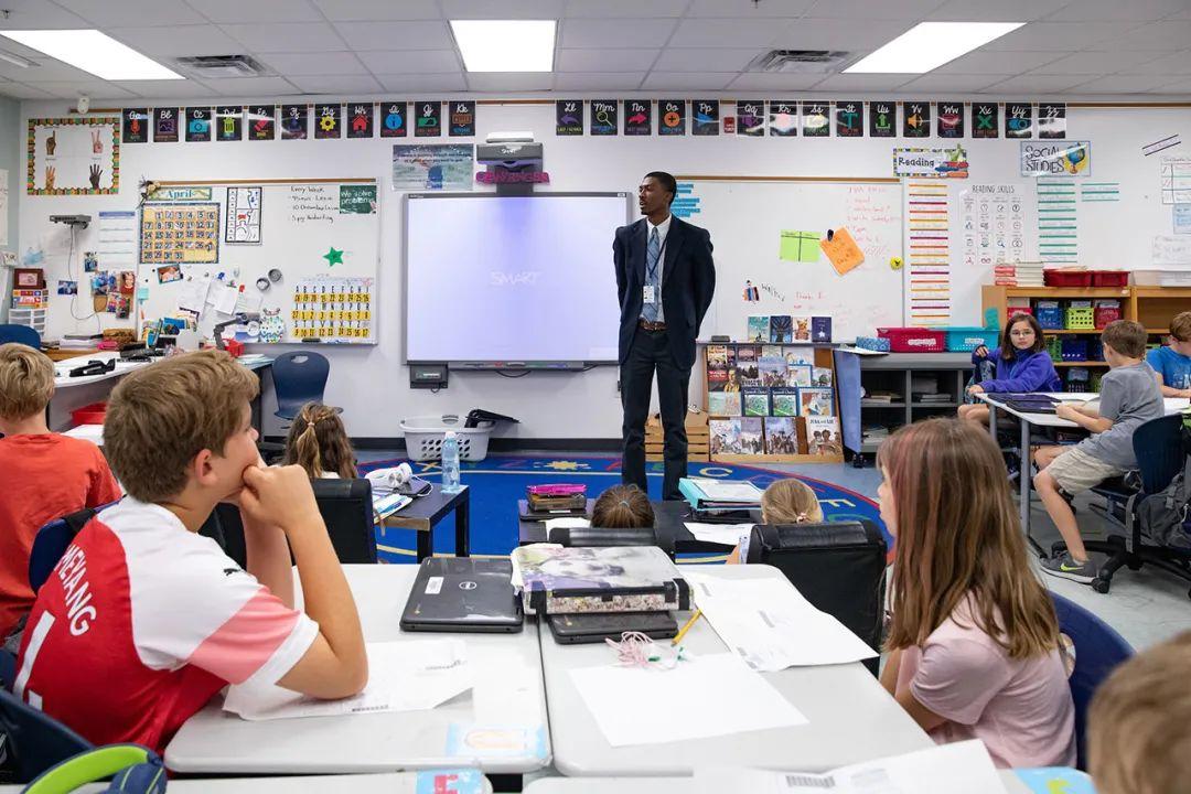 女生英国留学专业有哪些,适合女生的8大英国专业推荐(图2)