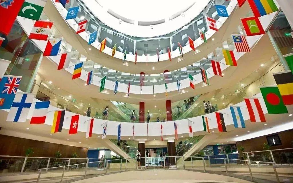 高中出国留学去哪里好,10至40万的留学预算方案分享(图6)