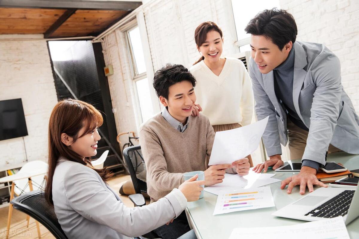 金融留学回国就业有哪些优势,金融留学精英归国的4大优势详解(图2)