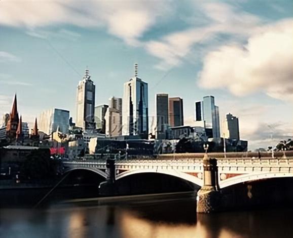 英语不好出国留学怎么交流,出国不会英语的真实案例分享(图2)