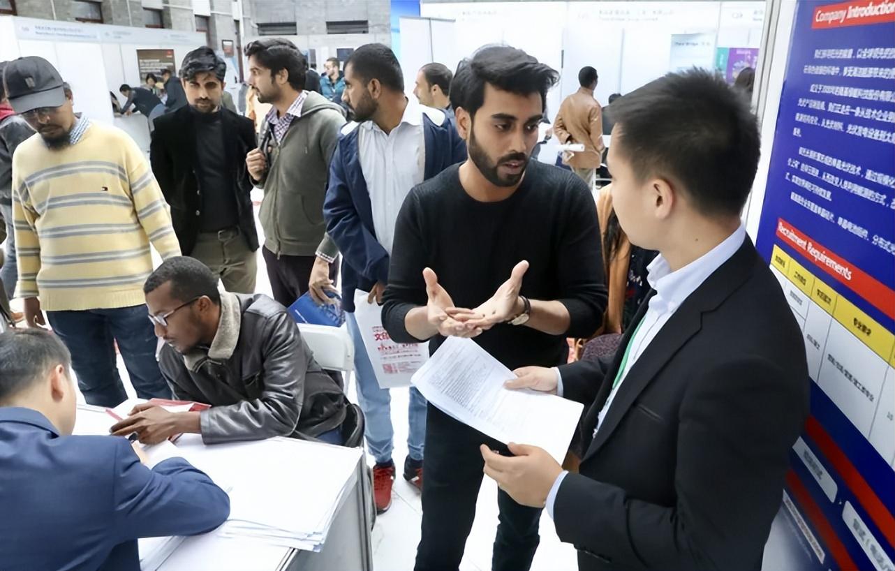 工作后出国留学怎么样,浅谈工作后留学的得与失(图2)