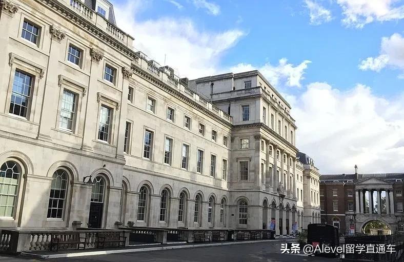 英国医学留学怎么申请,8所英国顶尖医学院的录取要求一览(图12)