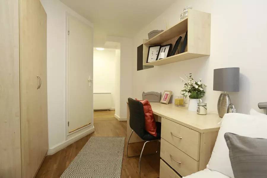 伯明翰大学留学住宿怎么解决,精选的伯明翰大学学院留学住宿指南分享 (图6)