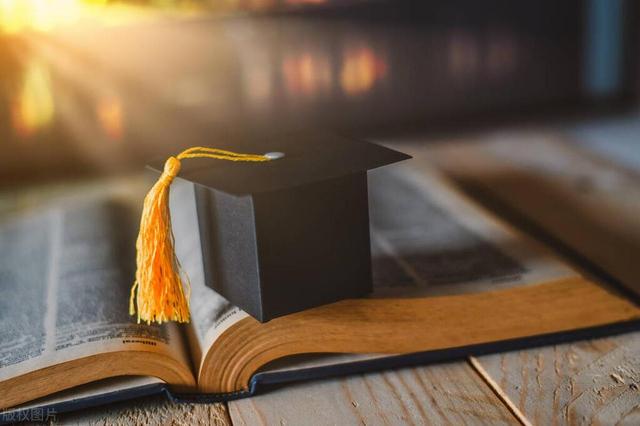 高考失利出国留学怎么保录本科,高考失利后留学的申请指南全攻略分享(图1) 高考失利出国留学怎么保录本科?