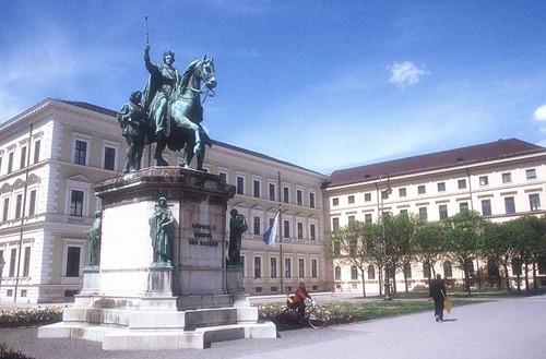 学机械出国留学去哪里好,德国机械10大牛校揭秘(图4)