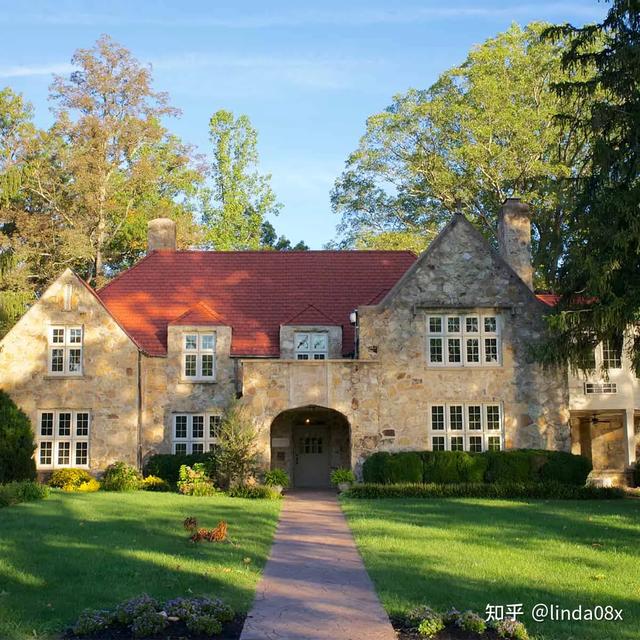 美国寄宿中学留学要多少钱,美国寄宿高中留学费用明细表一览(图1) 在美国寄宿中学留学,一年要花多少钱?