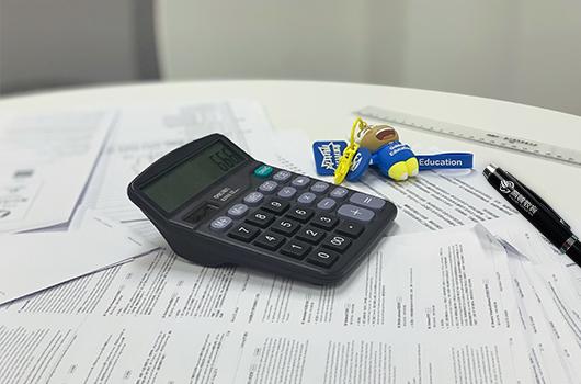 英国留学艺术专业花费大吗,全面解析英国艺术留学总费用(图2)