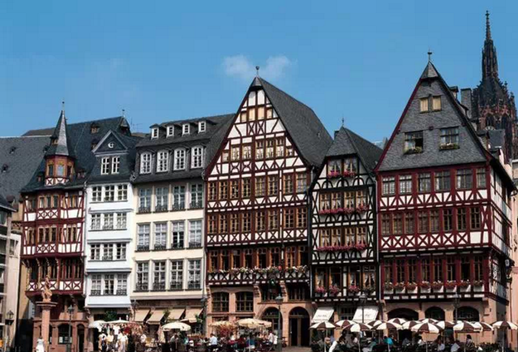 德国大学为何实行免费教育制度？