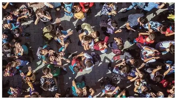 中国成第四大移民输出国，近千万中国出生的人生活在海外