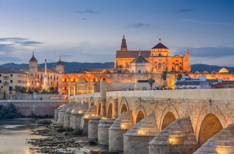 1533699006756465.png 西班牙购房移民政策及西班牙入籍政策和西班牙入籍申请条件