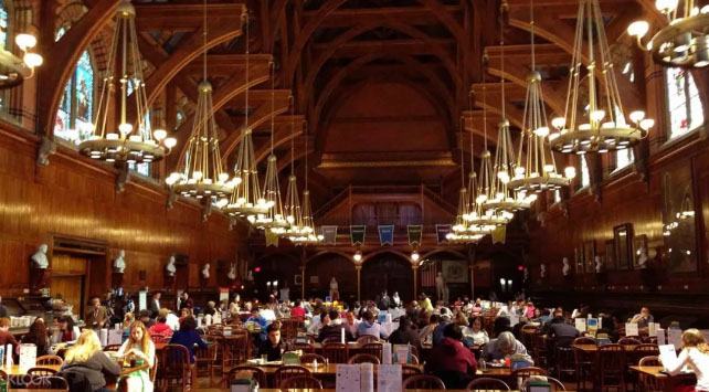 百万中国学生丧失最大优势，美国上千所大学废除＂入学考试＂