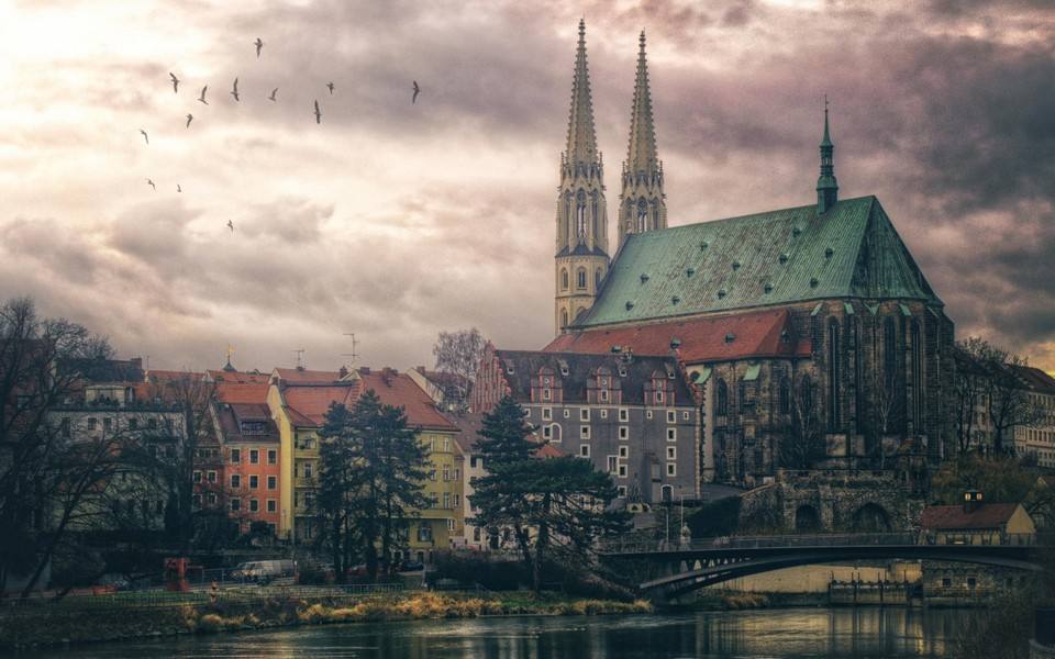 在海外投资大热的背景下，德国C位出道