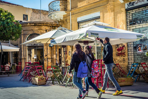 1588156028433933.jpg 塞浦路斯护照曲线赴英进入“冲刺期”,投资入籍计划迎来重大利好!