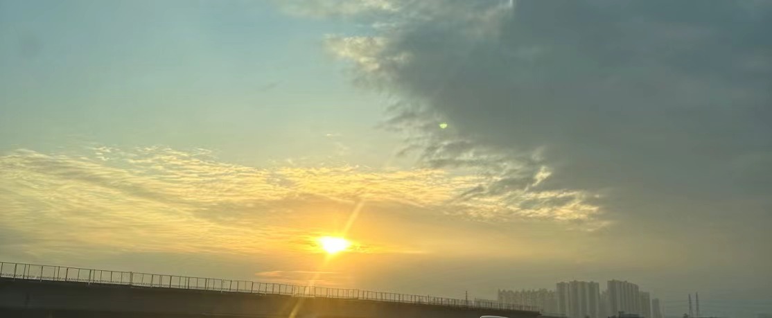 加拿大超级签证申请收入门槛有所提高。