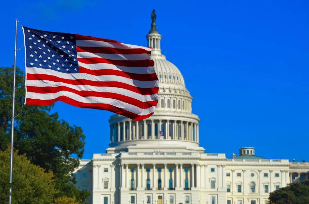 EB5投资移民I-829永久绿卡申请的审核条件和关键标准