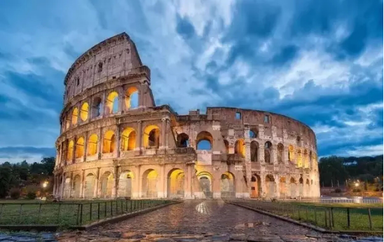 建筑专业留学去哪个学校好？