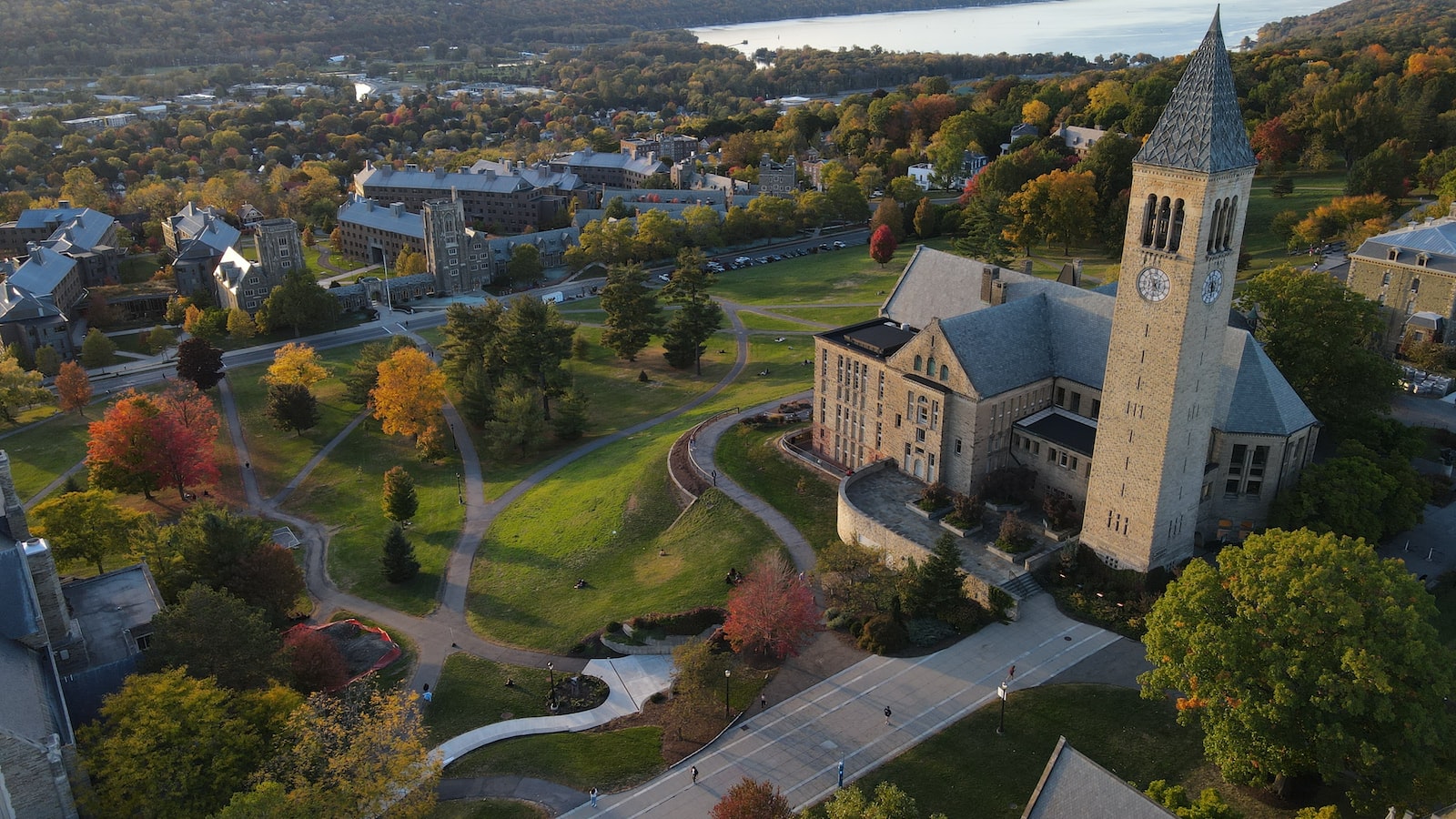 希腊购房移民,较适合的国外投资房产项目! 希腊购房移民,较适合的国外投资房产项目!